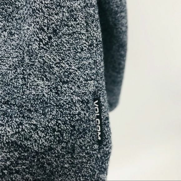 Volcom Sweatshirt Mens Small Gray Light Weight Pull Over Crew Neck Basic Cozy - Picture 4 of 10